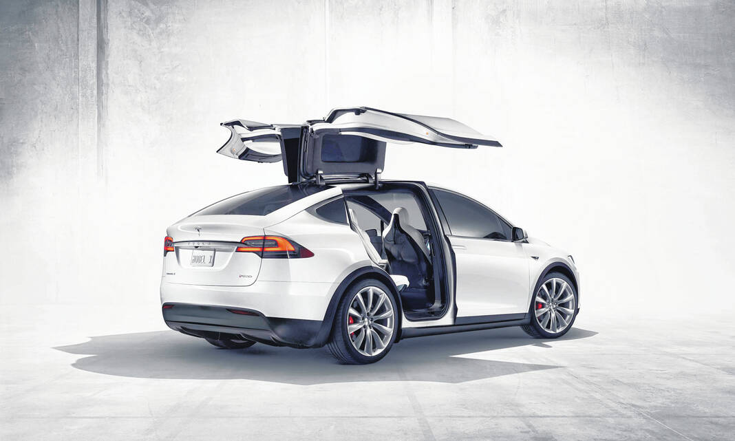 Tesla Model S and X get significant price drops